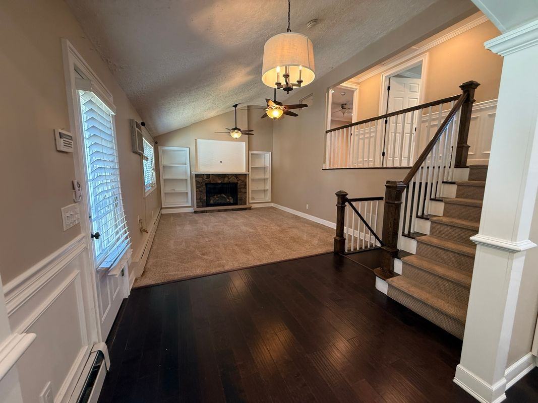 412 2nd St - Photo 3 of 31