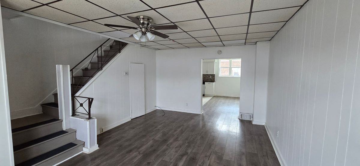 1443 Stevens St - Photo 3 of 11