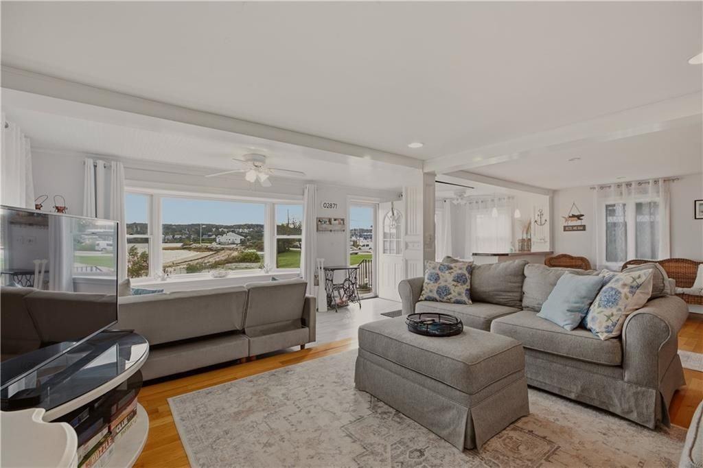 164 Sakonnet Dr - Photo 7 of 32