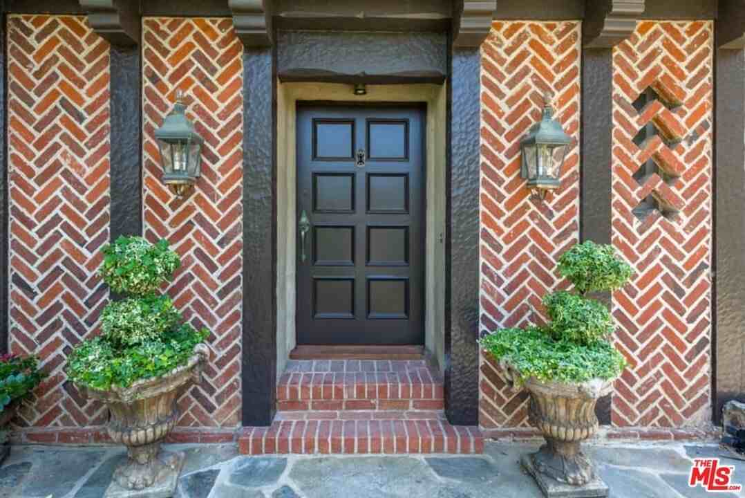 1957 Mandeville Canyon Rd - Photo 6 of 50