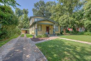 featured image of 407 Albany Ave