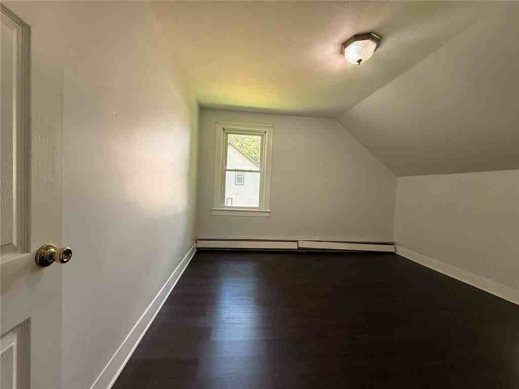 20 Mount Pleasant View Ave - Photo 2 of 14
