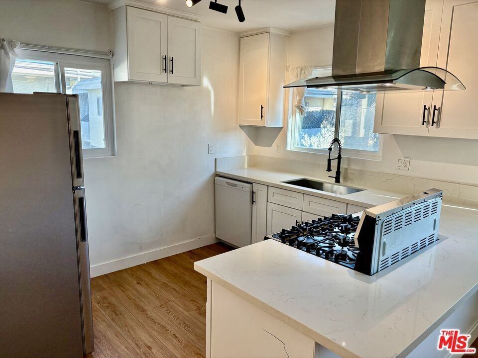 3824 Keystone Ave ##7 - Photo 3 of 10