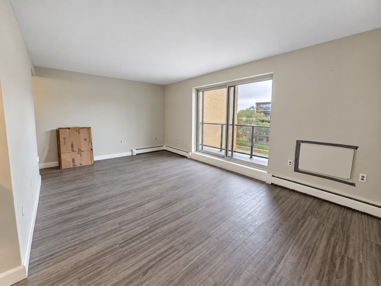 875 Colborne Rd #404 - Photo 7 of 17