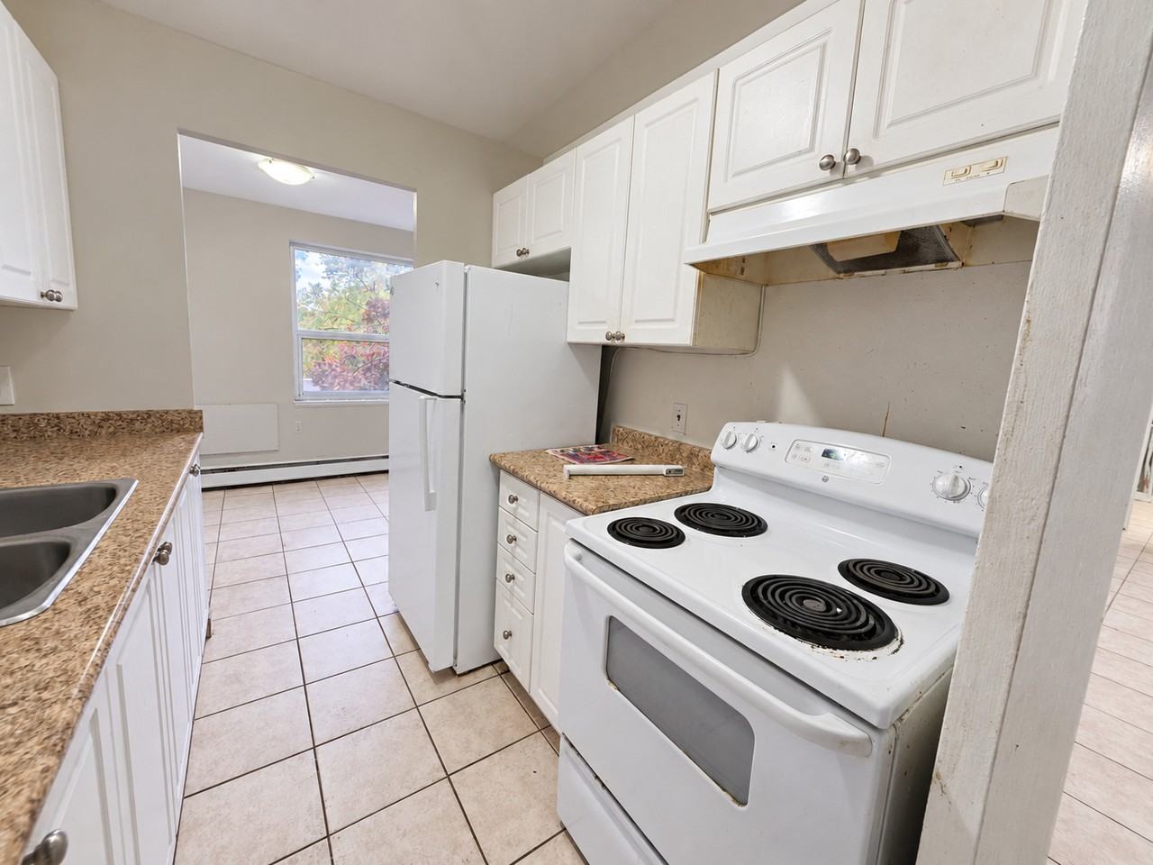 620 Berkshire Rd #309 - Photo 4 of 15