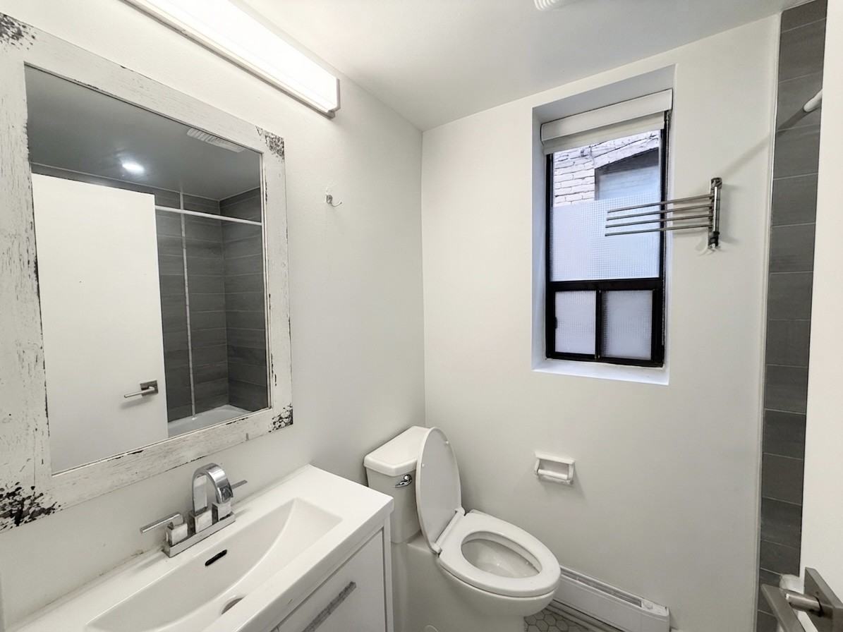 240 Durie St #206 - Photo 7 of 15