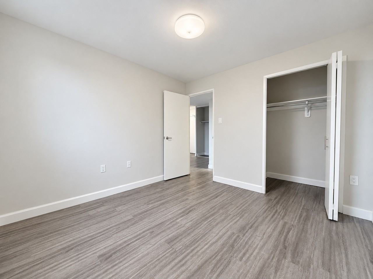 200 London Rd #503 - Photo 2 of 16