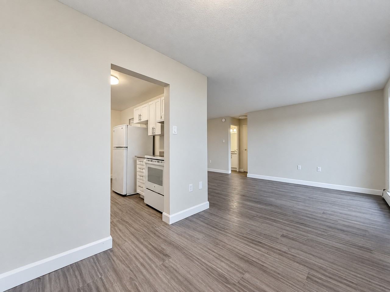 200 London Rd #503 - Photo 6 of 16