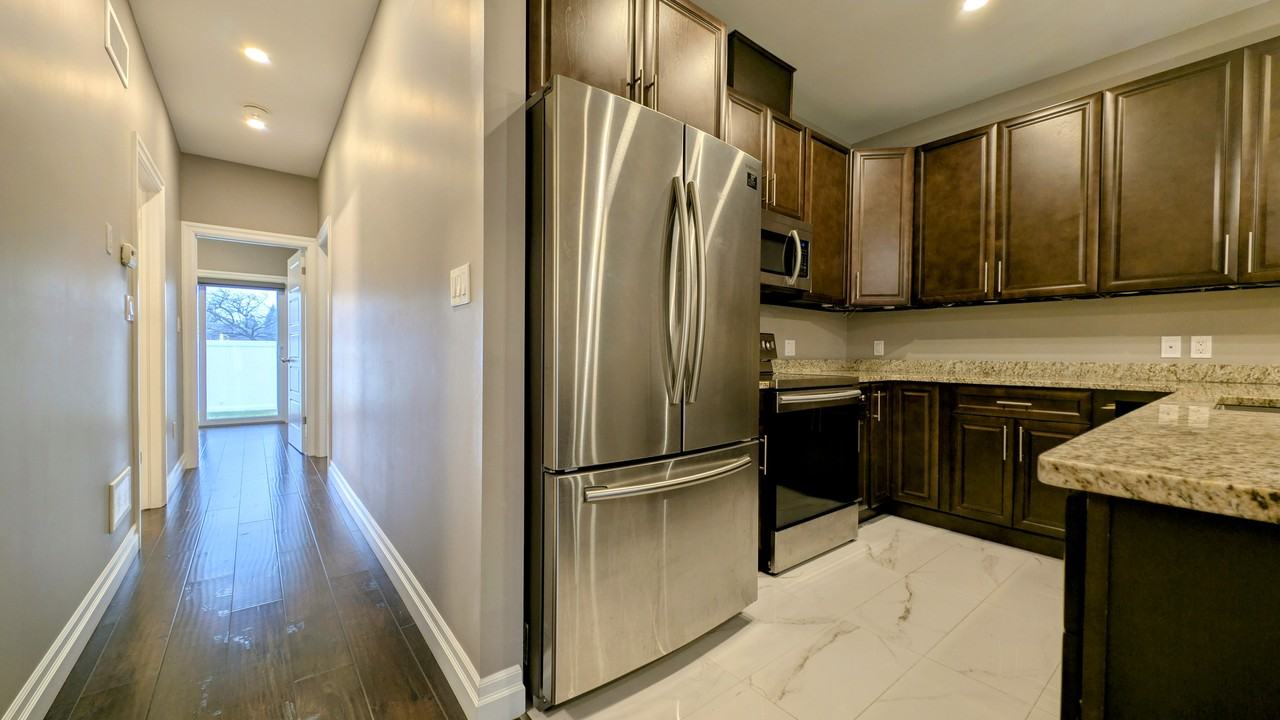 1947 Ethan Crt - Photo 5 of 24