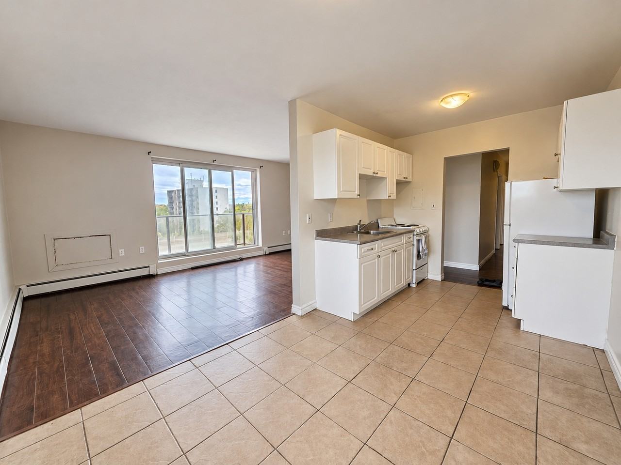 875 Colborne Rd #707 - Photo 4 of 20