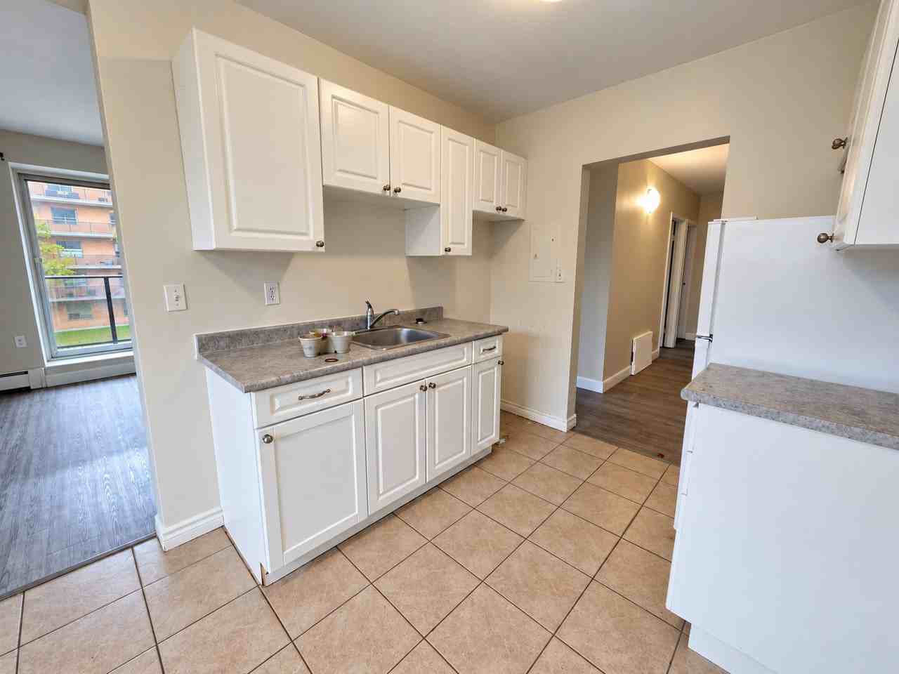875 Colborne Rd #301 - Photo 3 of 18