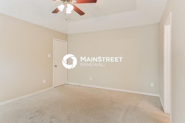 7733 Virgie Ct - Photo 5 of 17