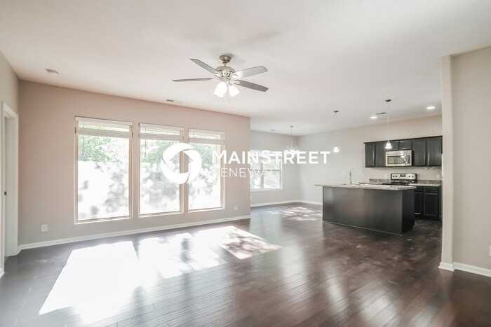 1502 Ne Jaclyn Dr - Photo 6 of 16