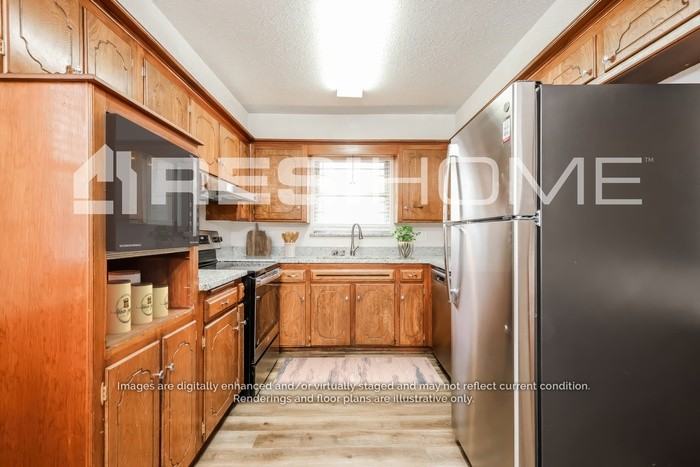 4404 Bonaparte Blvd - Photo 3 of 18