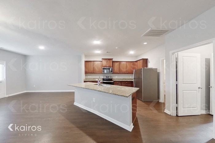 108 Mayflower Cir - Photo 6 of 26