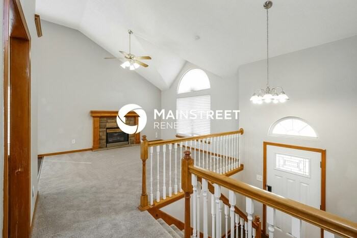 601 Sw Sunset Dr - Photo 2 of 17