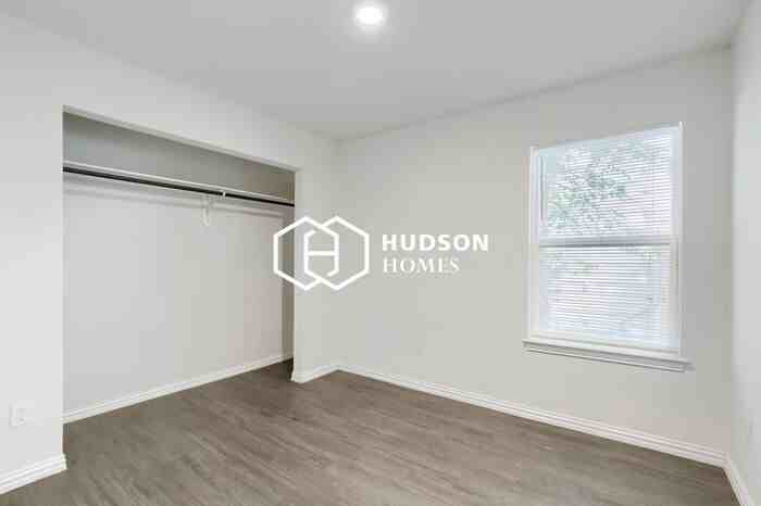 1505 N 11th St #A - Photo 7 of 14