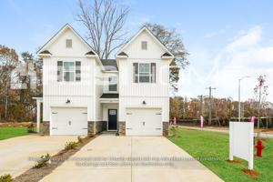 featured image of 437 Country Club Ln