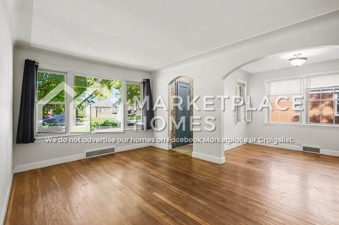 16732 Brady - Photo 4 of 22