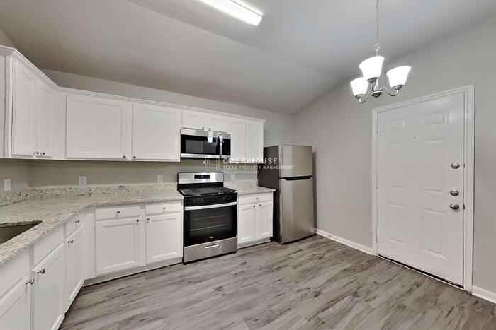 21634 Falvel Lake Dr - Photo 5 of 19