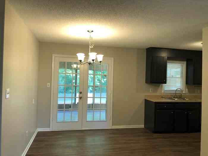 4520 Merrywood Ln - Photo 5 of 9