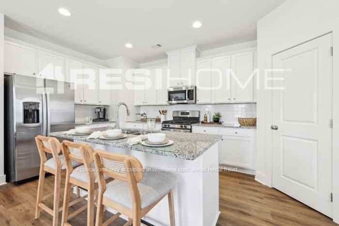 1550 Barrow Crossing Blvd - Photo 4 of 28