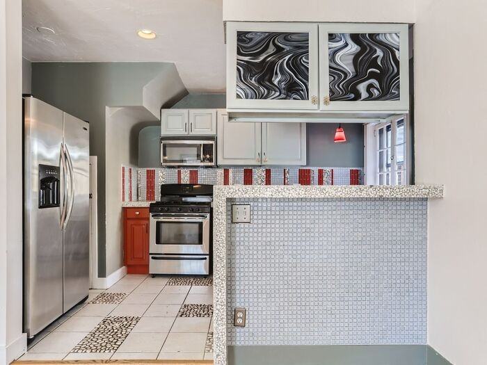 3027 E 12th Ave #B - Photo 5 of 32