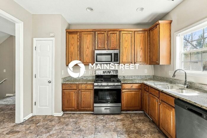 5322 Rutland Ct - Photo 6 of 18