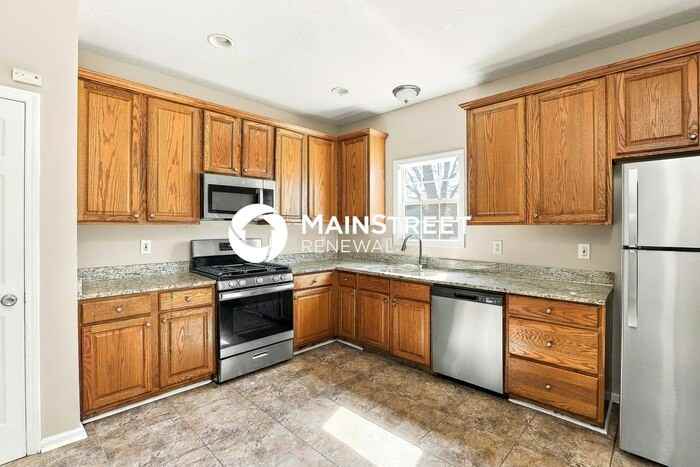 5322 Rutland Ct - Photo 7 of 18