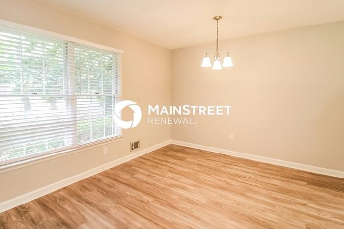 2691 Hedgerow Dr Ne - Photo 6 of 13