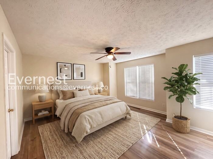 5589 Strathmoor Manor Cir - Photo 3 of 20