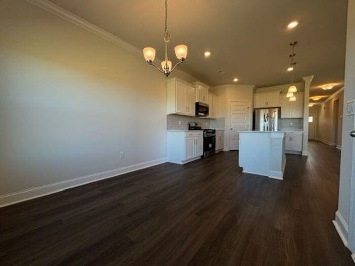 349 Jackson Point Cir - Photo 3 of 39