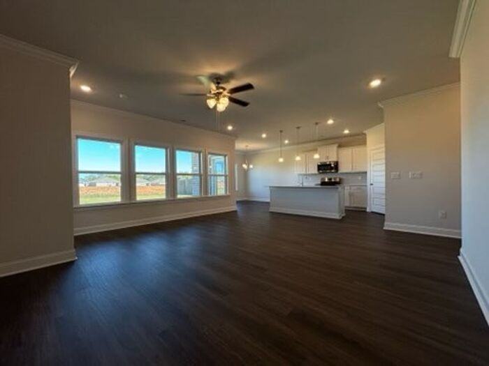 349 Jackson Point Cir - Photo 4 of 39