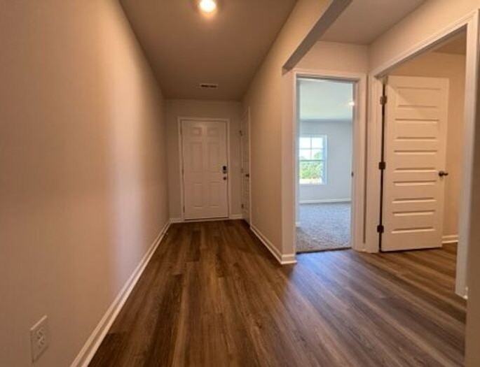 381 Jackson Point Cir - Photo 5 of 47