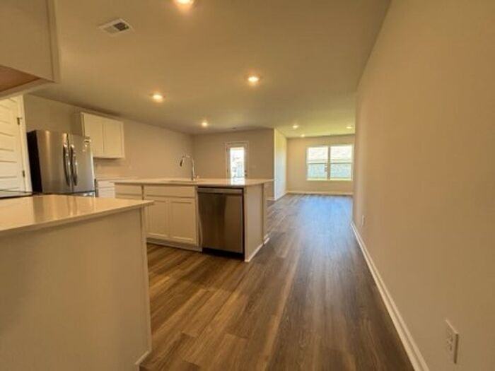 381 Jackson Point Cir - Photo 7 of 47