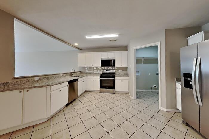 2722 Hidden Spring Vale Dr - Photo 6 of 20