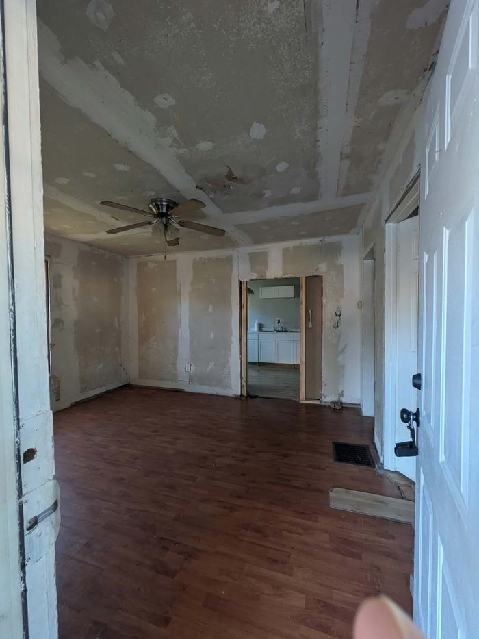 3011 Myrtle Ave - Photo 7 of 28