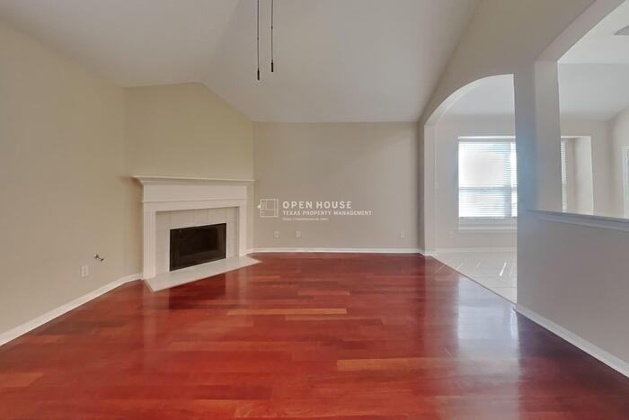 20422 Silver Oak Trl - Photo 4 of 20