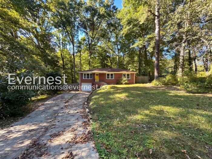 6100 Azalea Dr Se - Photo 2 of 18
