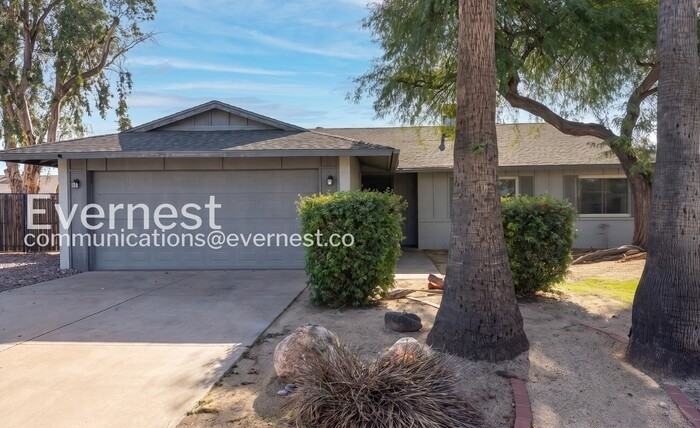 3719 W Mauna Loa Ln - Photo 2 of 24