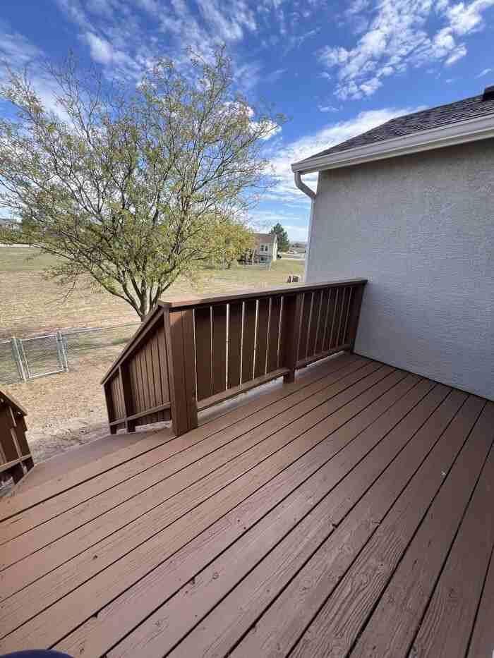 1194 Desmet Ct - Photo 2 of 7