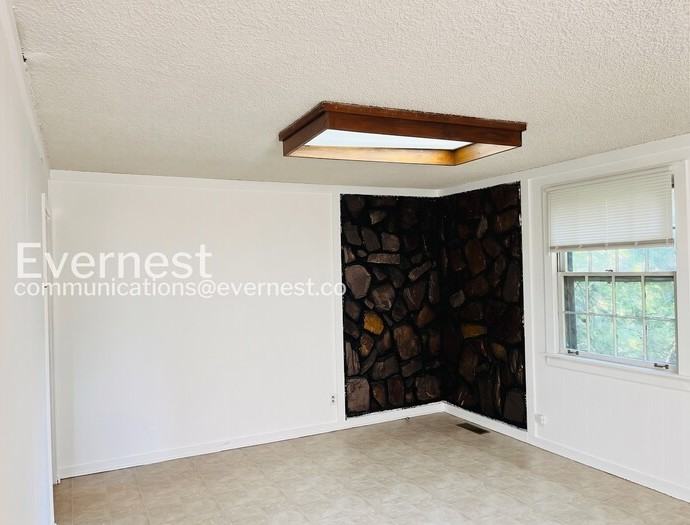 847 Rose Park Dr - Photo 5 of 12