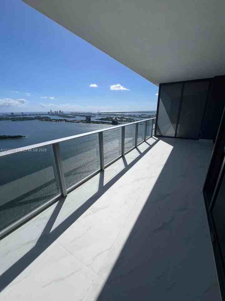 NE 24th St & Biscayne Blvd - Photo 2 of 16