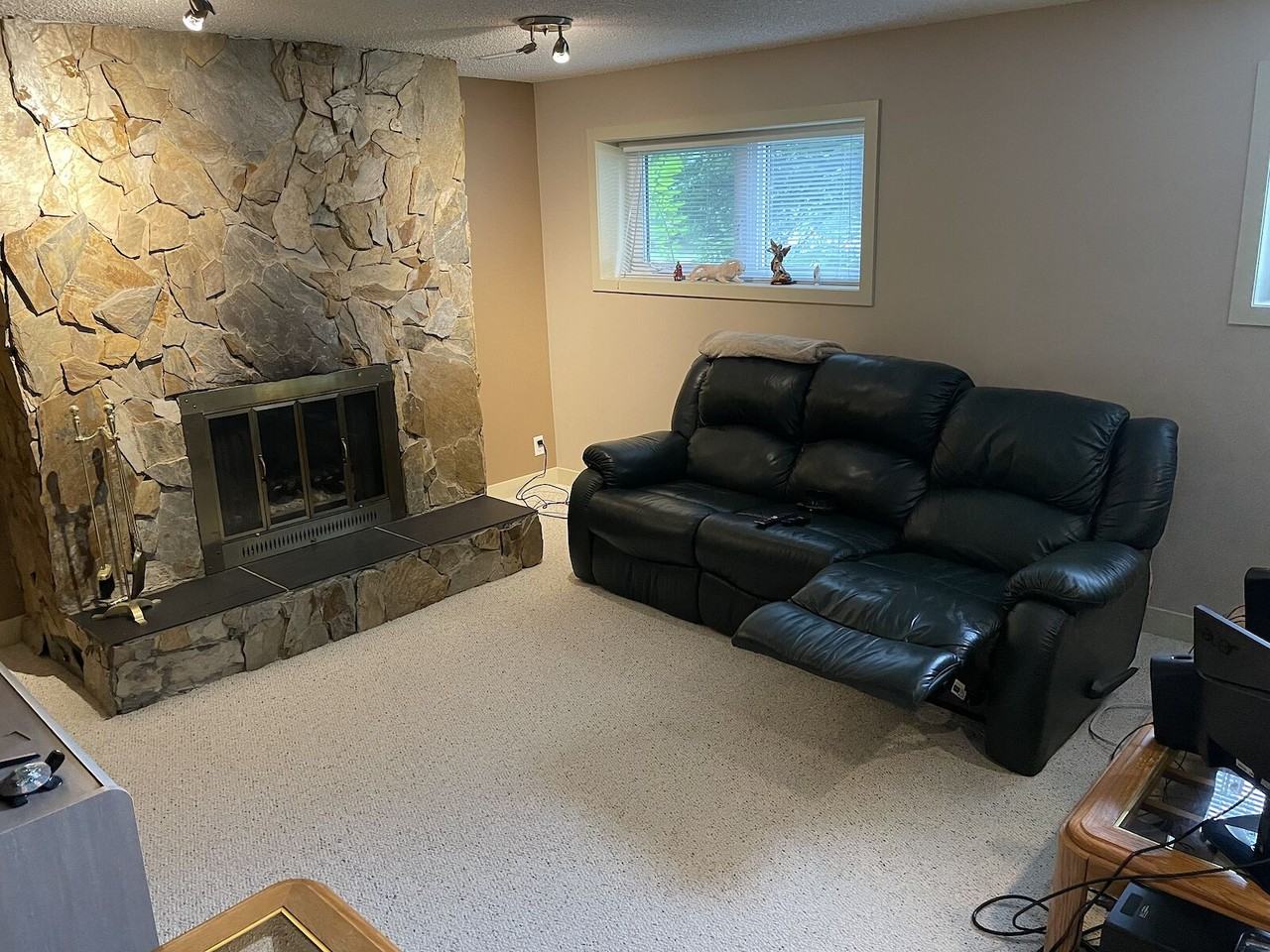 4819 48 St Nw - Photo 7 of 11