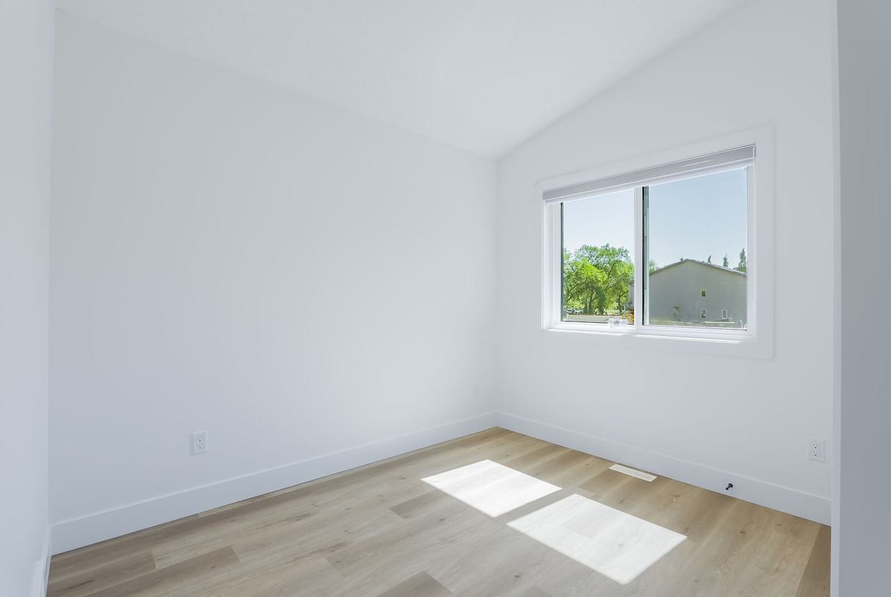 11603 - 11603 89 Ave Nw - Photo 5 of 11