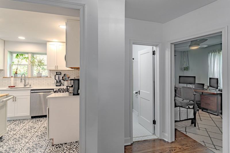 1711 Maple Ave #NA - Photo 5 of 24