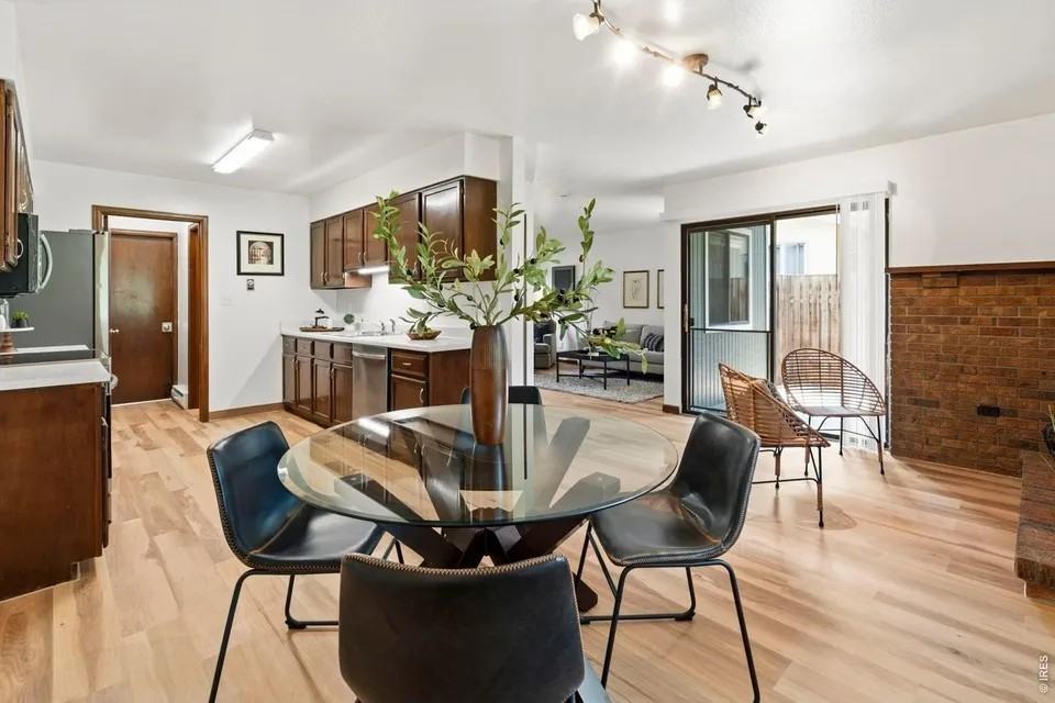 2833 Stover St #NA - Photo 6 of 13