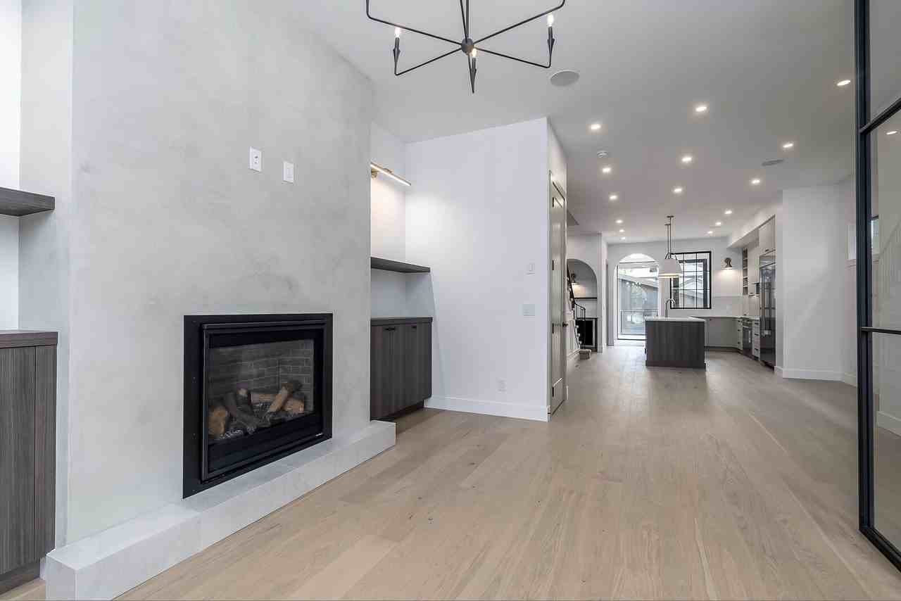 9823 147 St Nw - Photo 6 of 45