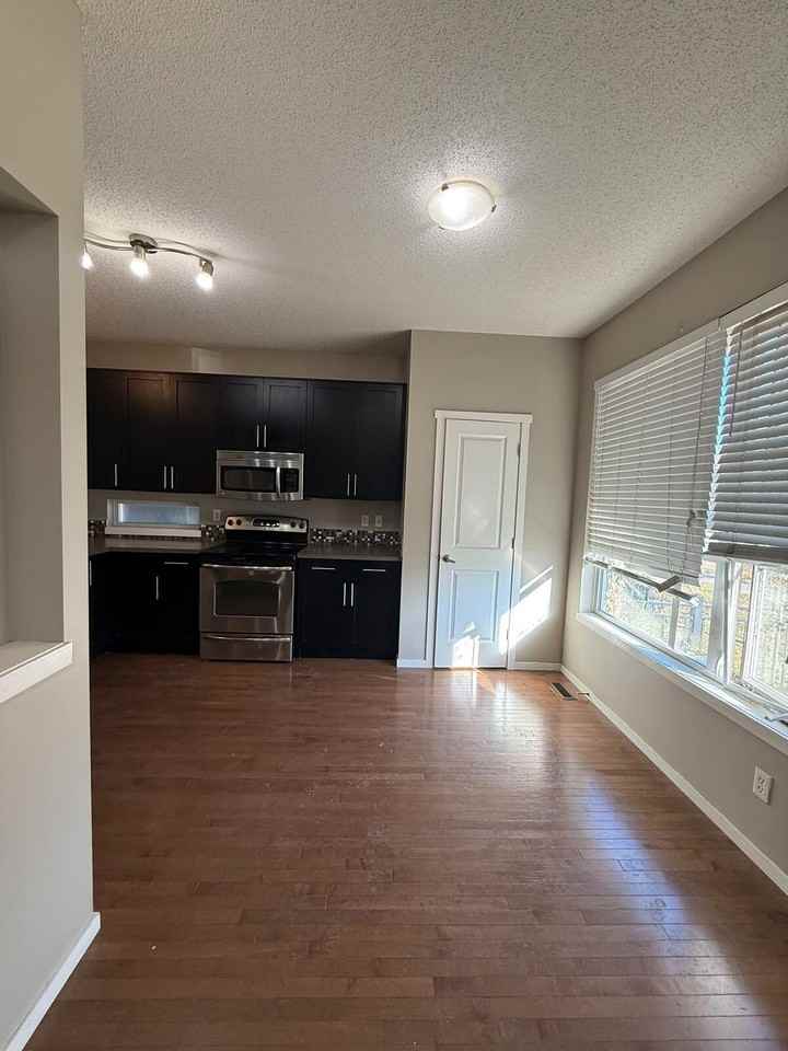 69 Chapalina Sq Se - Photo 7 of 26