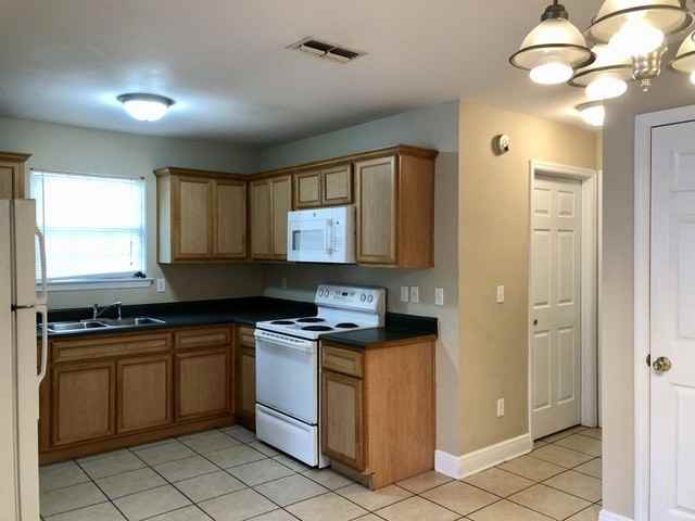 3261 Sawtooth Dr #3261 - Photo 6 of 7